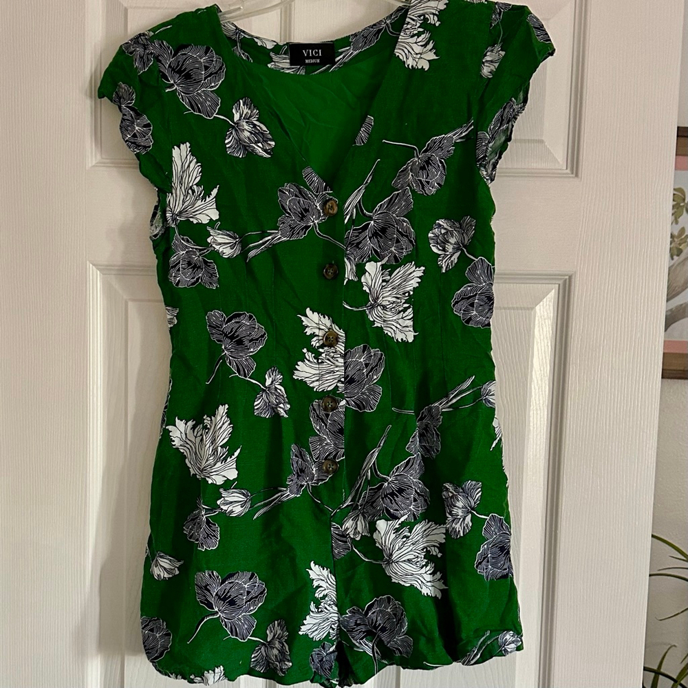 Women's VICI Green Floral Romper M